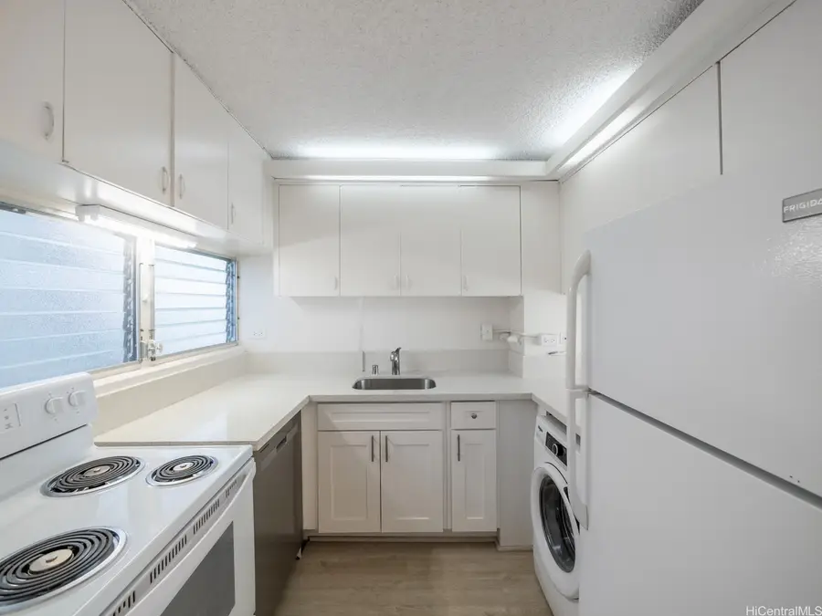 2421 Ala Wai Boulevard #1205, Honolulu, HI 96815 - Image #2