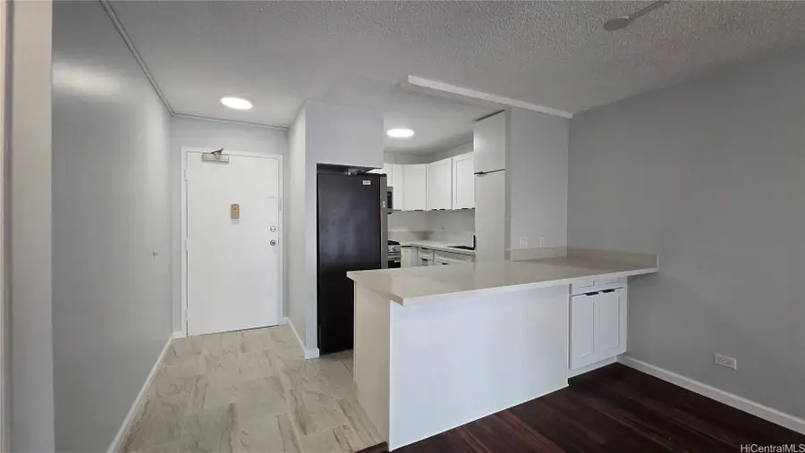 2465 Kuhio Avenue #706, Honolulu, HI 96815 - Image #2