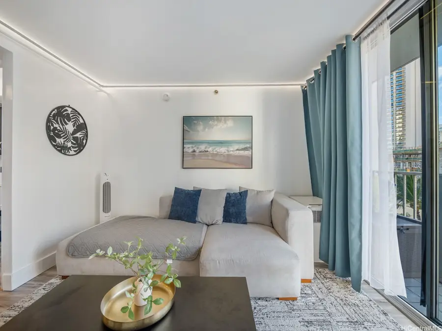 2427 Kuhio Avenue #804, Honolulu, HI 96815 - Image #3