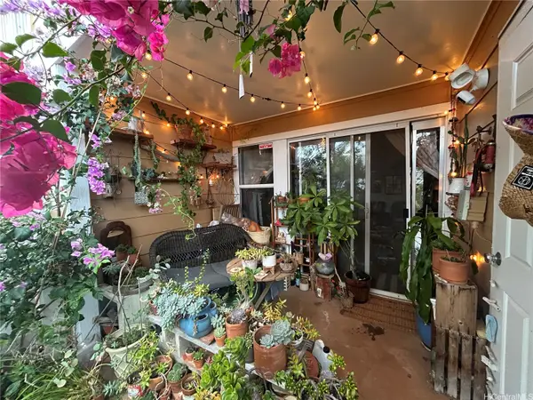 94-510 Lumiaina Street #M103, Waipahu, HI 96797