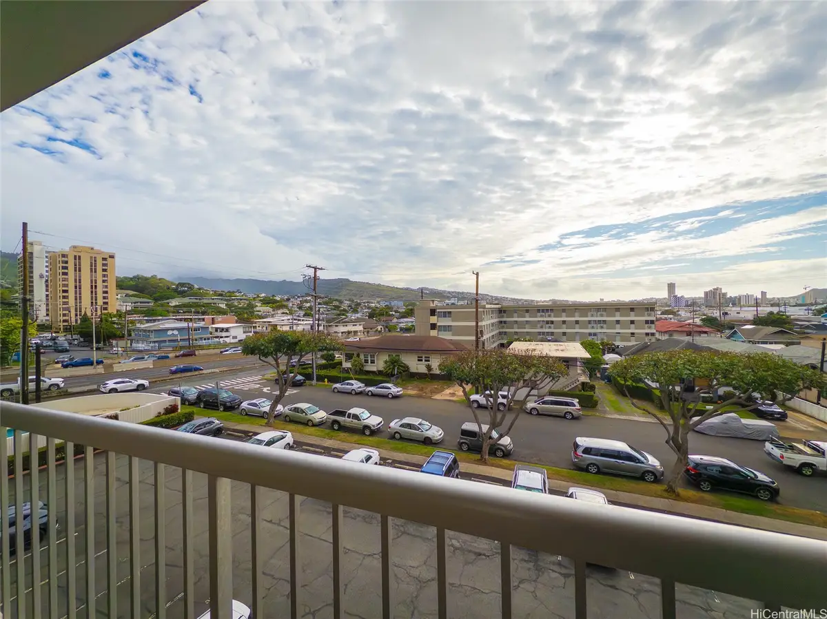 1320 Alexander Street #306, Honolulu, HI 96826 - Image #1