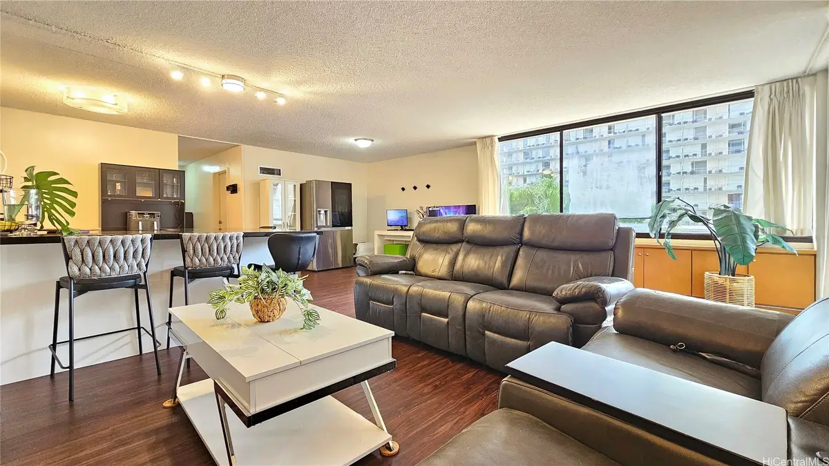 2215 Aloha Drive #DH405, Honolulu, HI 96815 - Image #1