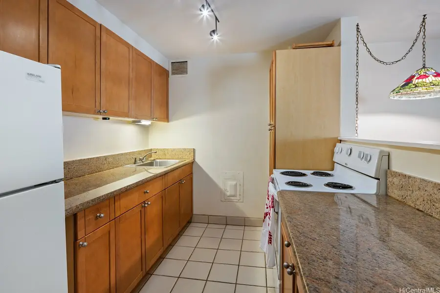 411 Kaiolu Street #504, Honolulu, HI 96815 - Image #2