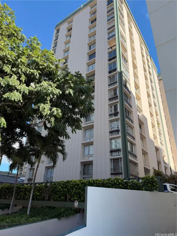 431 Nahua Street #1003, Honolulu, HI 96815