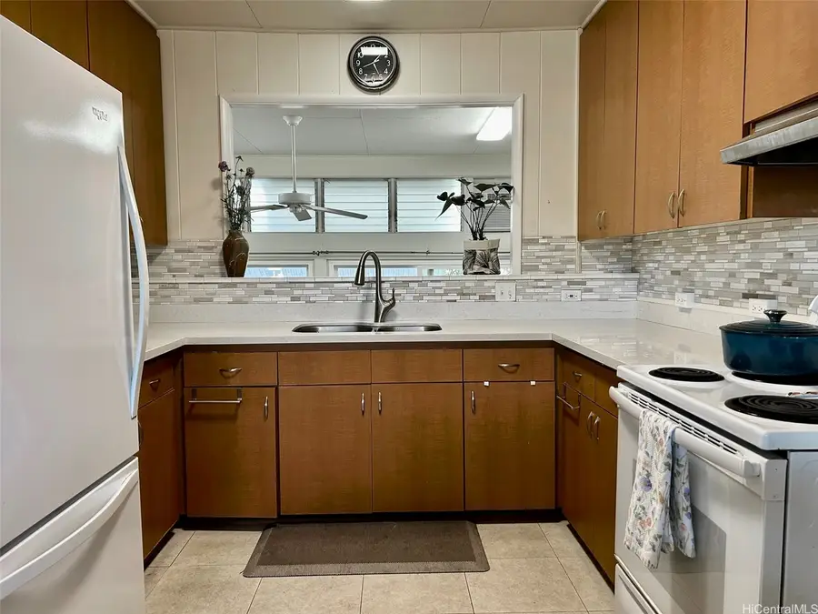 2104 Dole Street, Honolulu, HI 96822 - Image #3