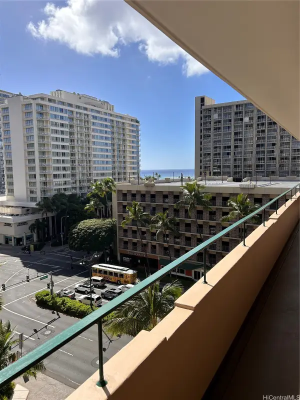 1720 Ala Moana Boulevard #906A, Honolulu, HI 96815