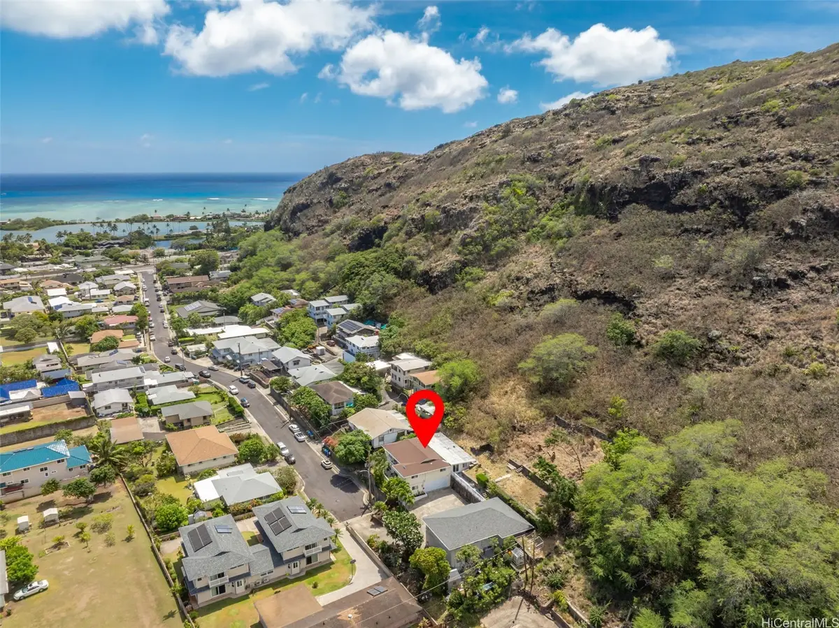 298 Moomuku Place, Honolulu, HI 96821 - Image #1