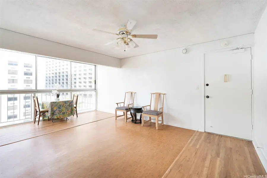 155 Paoakalani Avenue #604, Honolulu, HI 96815 - Image #2