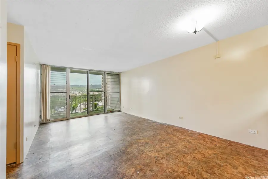 1128 Ala Napunani Street #402, Honolulu, HI 96818 - Image #2