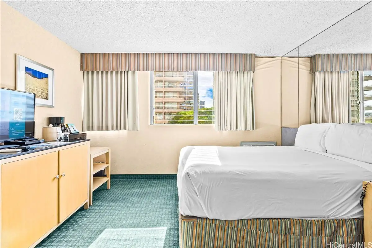 444 Kanekapolei Street #413, Honolulu, HI 96815 - Image #1