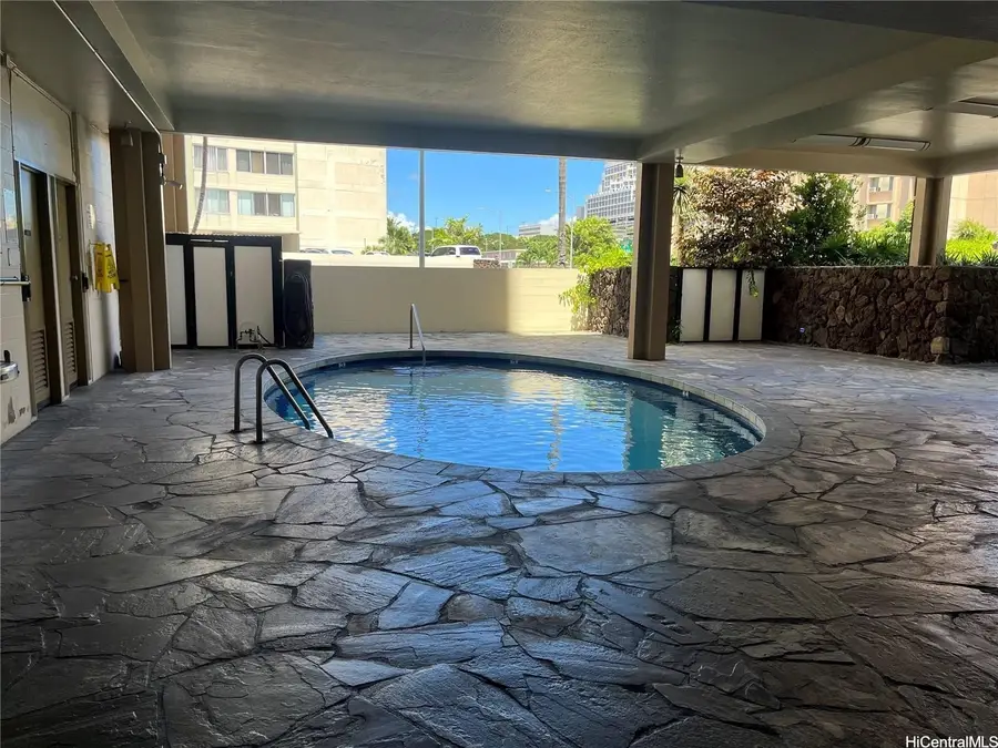 1561 Kanunu Street #1505, Honolulu, HI 96814 - Image #3