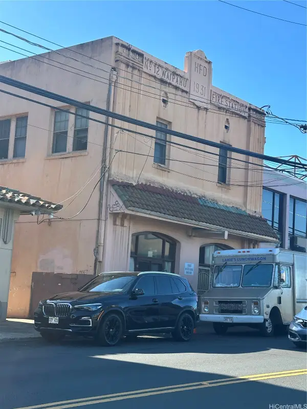 94-891 Waipahu Street, Waipahu, HI 96797