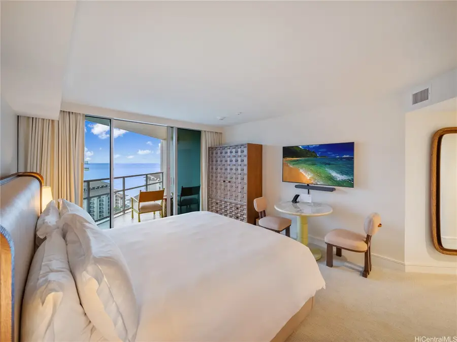 223 Saratoga Road #1906, Honolulu, HI 96815 - Image #2