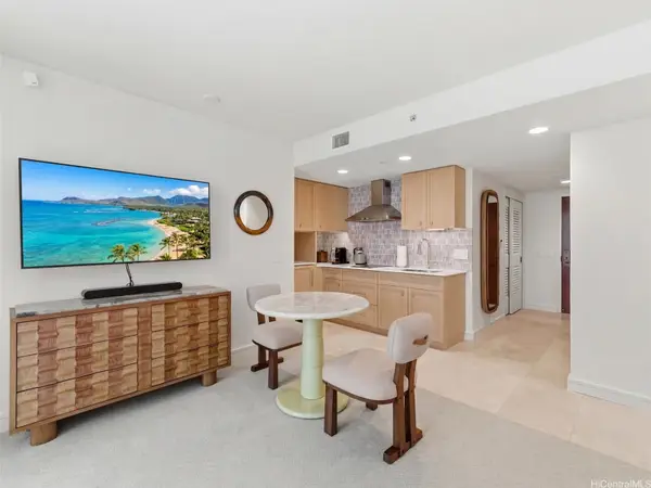 223 Saratoga Road #812, Honolulu, HI 96815