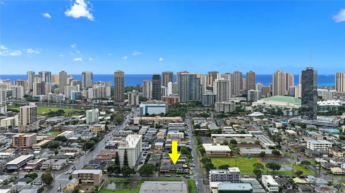 821 Pumehana Street, Honolulu, HI 96826 - Image #1