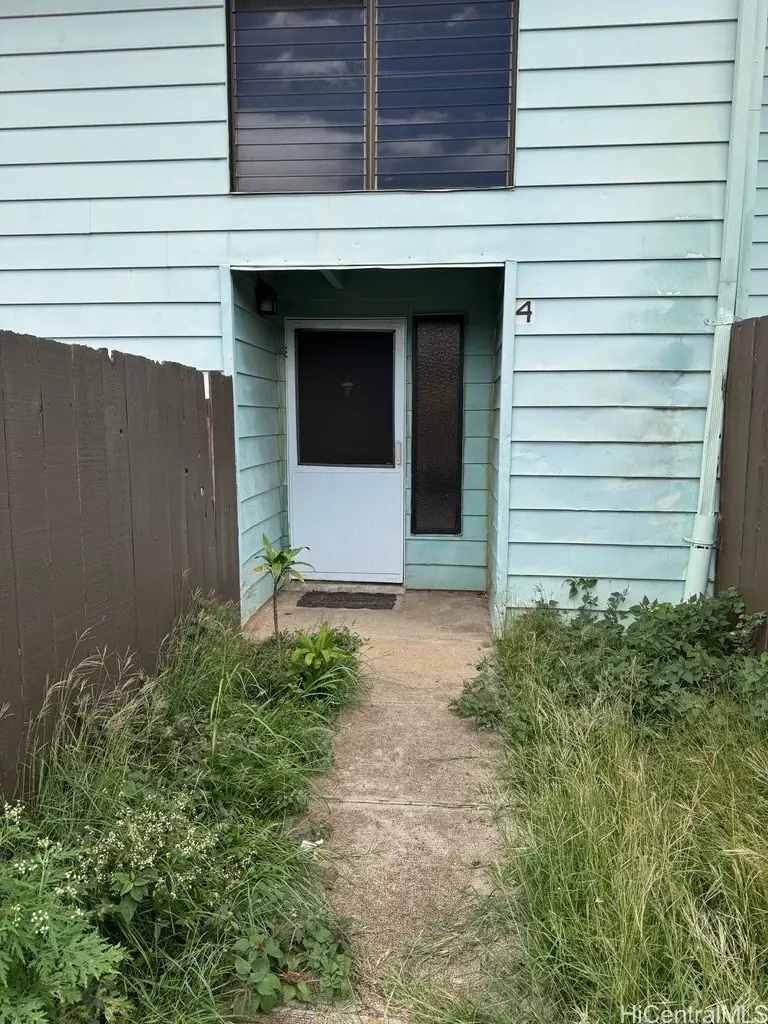 87-2131 Helelua Place #4, Waianae, HI 96792 - Image #1