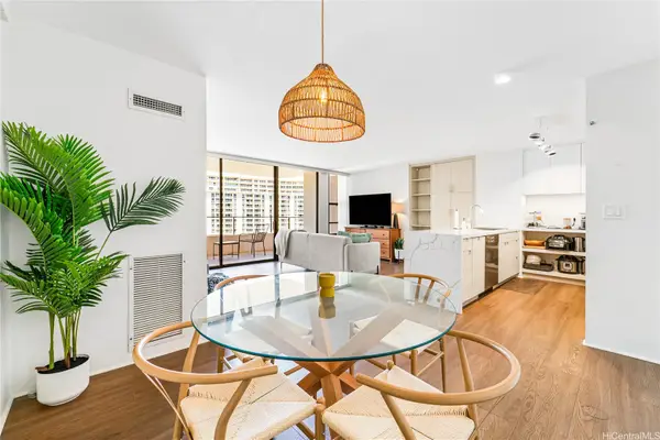 1910 Ala Moana Boulevard #32E, Honolulu, HI 96850