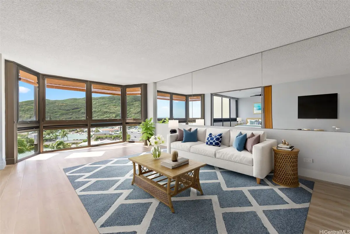 501 Hahaione Street #1/10J, Honolulu, HI 96825 - Image #1