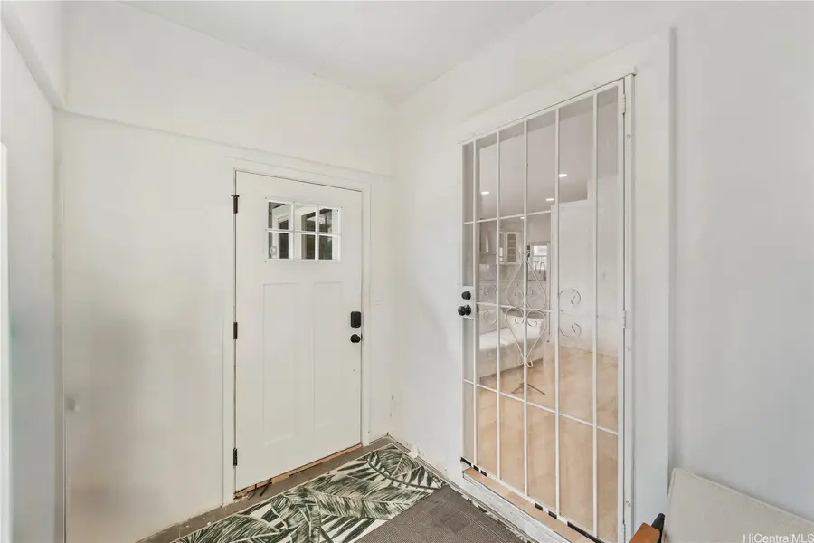 1686 Lewalani Drive, Honolulu, HI 96822 - Image #2