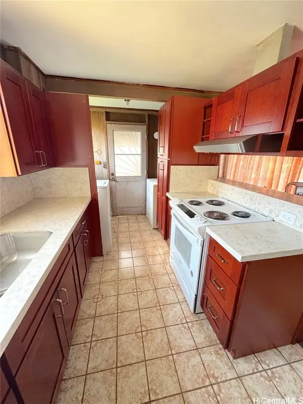 91-521 Aikanaka Road, Ewa Beach, HI 96706