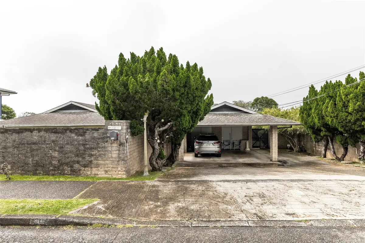 409 Luakini Street, Honolulu, HI 96817 - Image #1