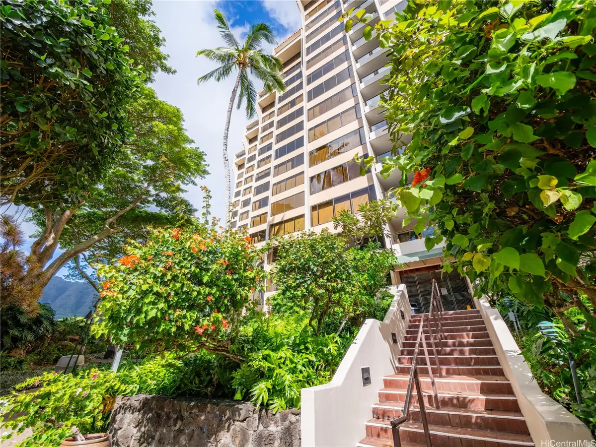 555 Hahaione Street #5C, Honolulu, HI 96825 - Image #1