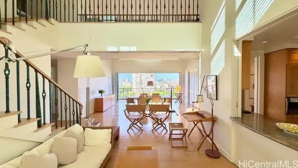 1740 S Beretania Street #1, Honolulu, HI 96826