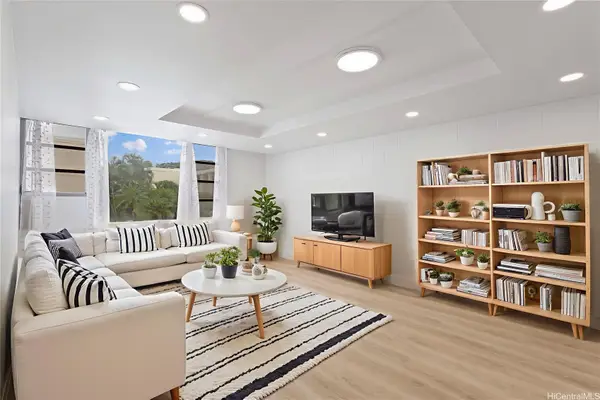 98-1040 Moanalua Road #1-201, Aiea, HI 96701