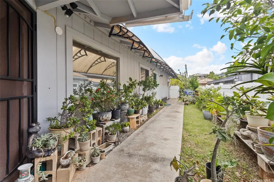 94-791 Kaaka Street, Waipahu, HI 96797 - Image #2