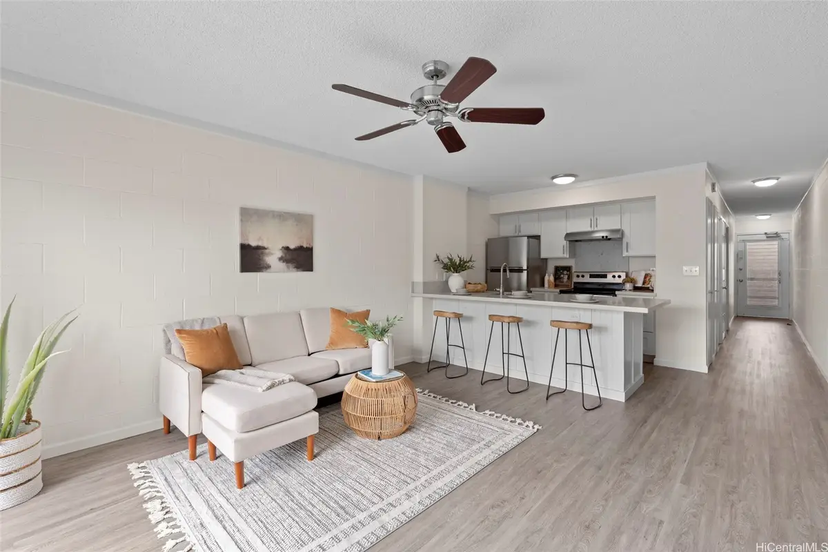 1642 Kewalo Street #208, Honolulu, HI 96822 - Image #1