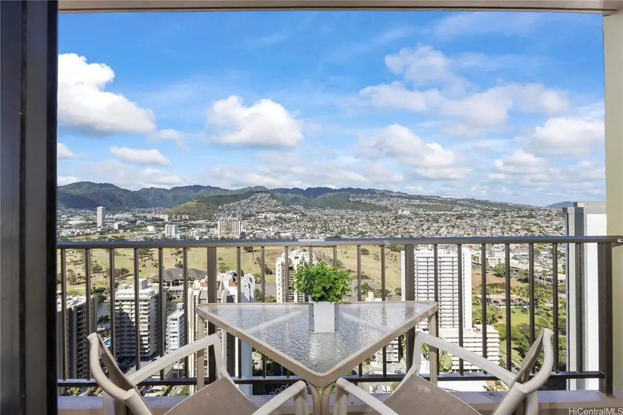 229 Paoakalani Avenue #3711 (NUC), Honolulu, HI 96815 - Image #3