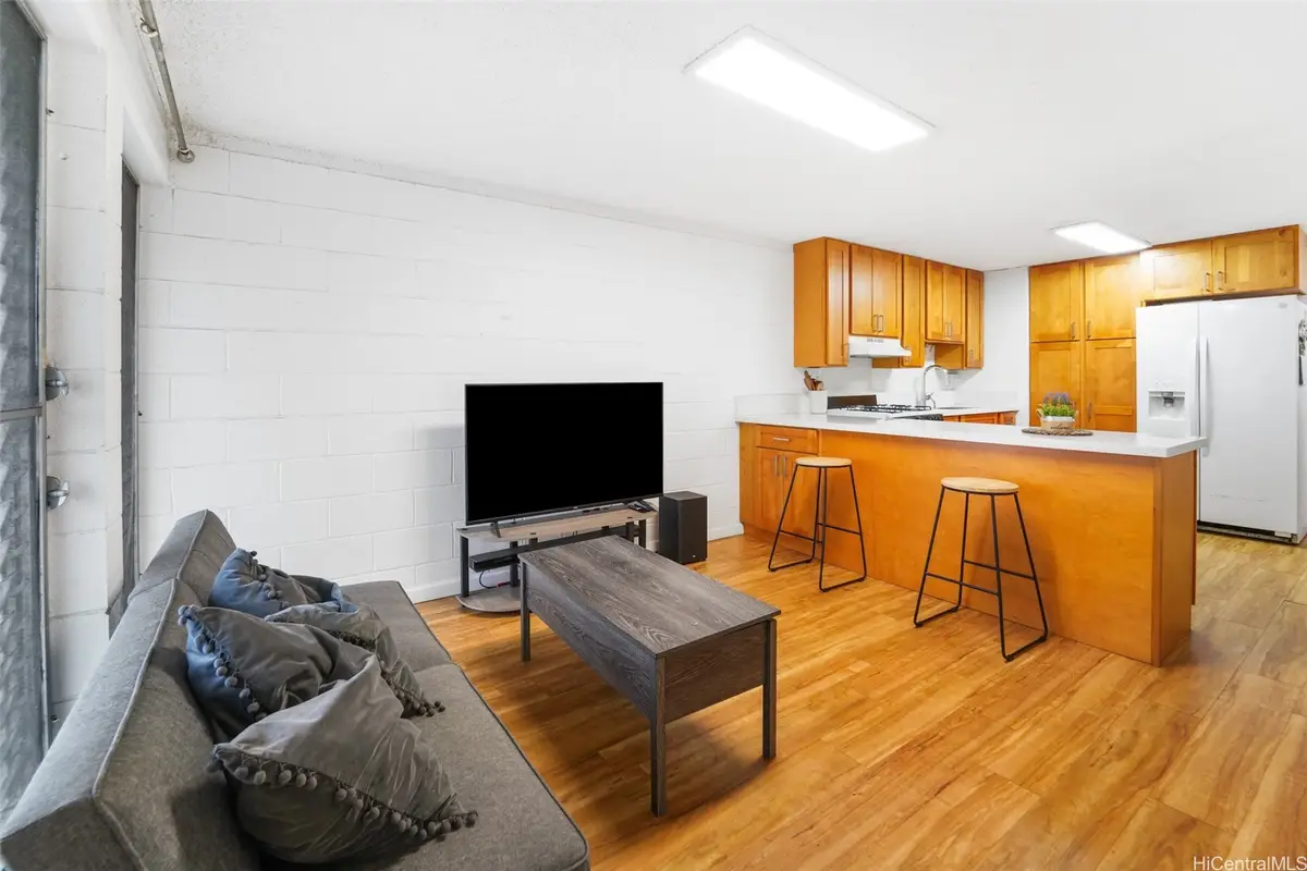 2501 Coyne Street #102, Honolulu, HI 96826 - Image #1