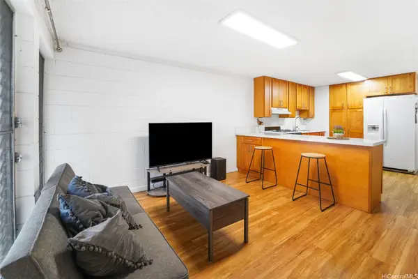 2501 Coyne Street #102, Honolulu, HI 96826