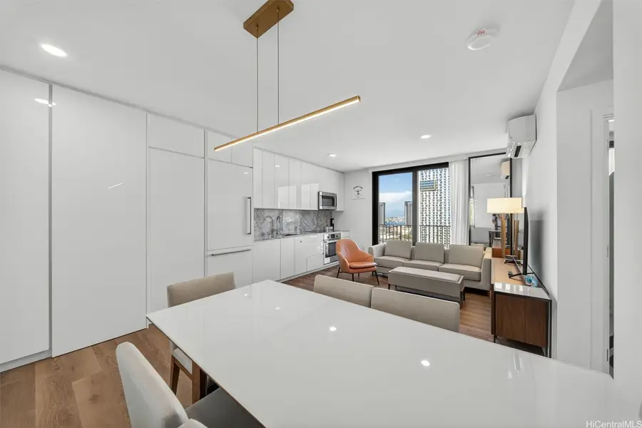 987 Queen Street #2303, Honolulu, HI 96814 - Image #3