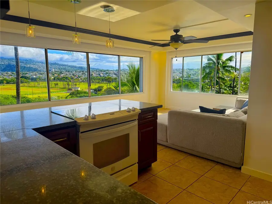 2547 Ala Wai Boulevard #702, Honolulu, HI 96815 - Image #2