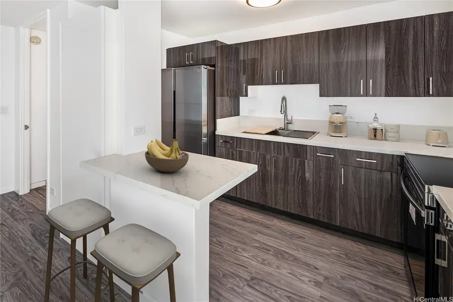 1077 Ala Napunani Street #401, Honolulu, HI 96818 - Image #3
