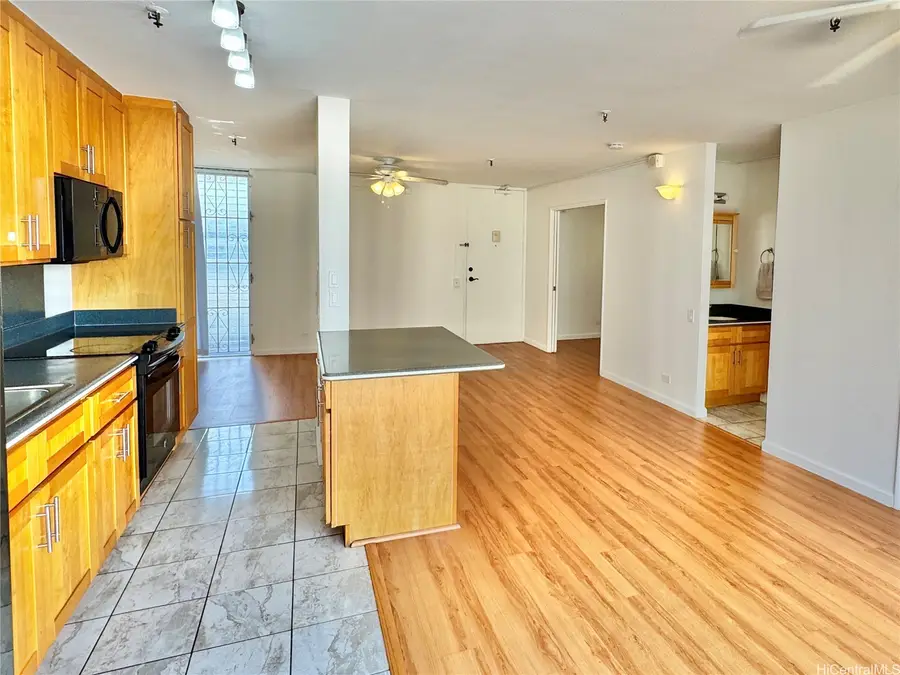 1226 Alexander Street #1502, Honolulu, HI 96826 - Image #2