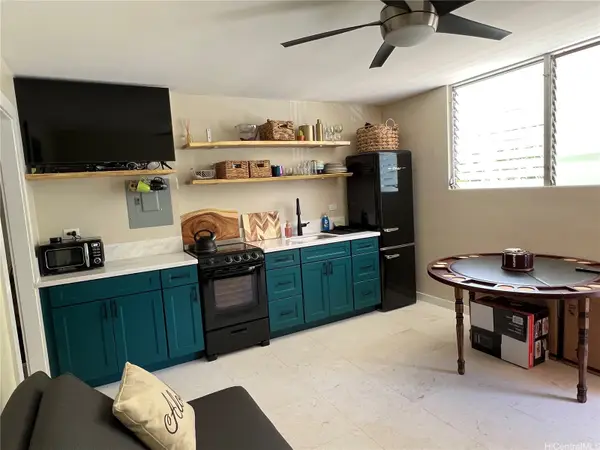 236 Liliuokalani Avenue #304, Honolulu, HI 96815