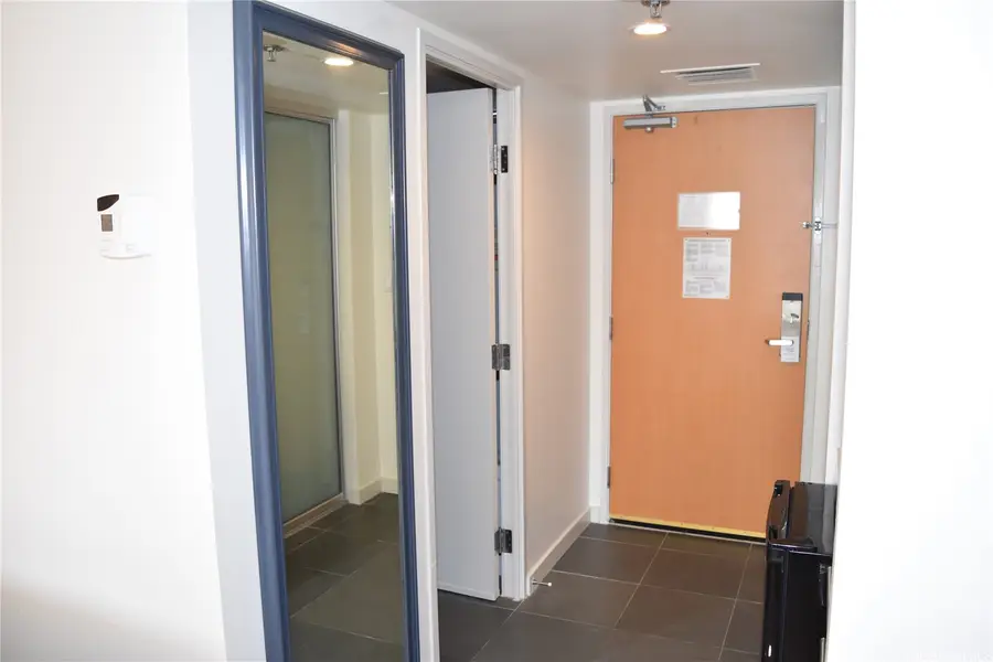 410 Atkinson Drive #1810, Honolulu, HI 96814 - Image #3