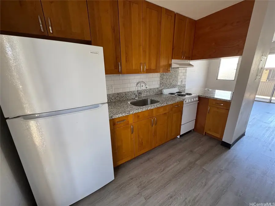 1323 Matlock Avenue, Honolulu, HI 96814 - Image #3