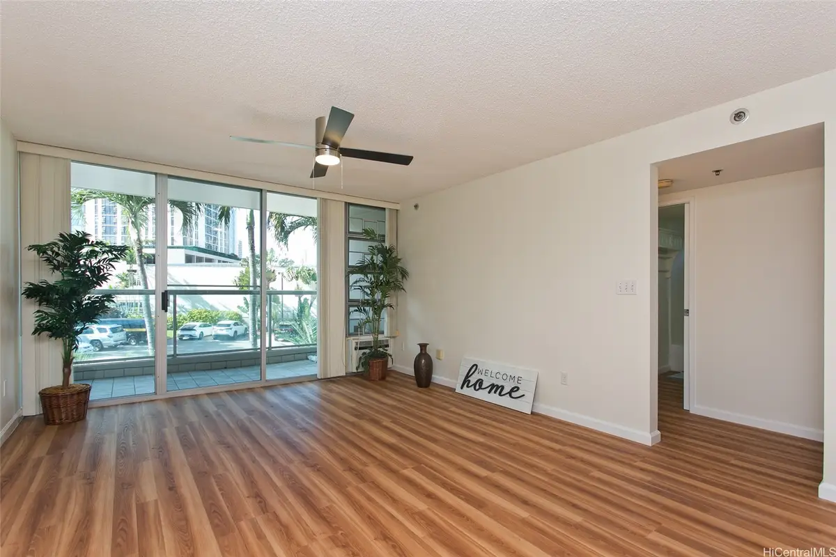 1133 Waimanu Street #201, Honolulu, HI 96814 - Image #1