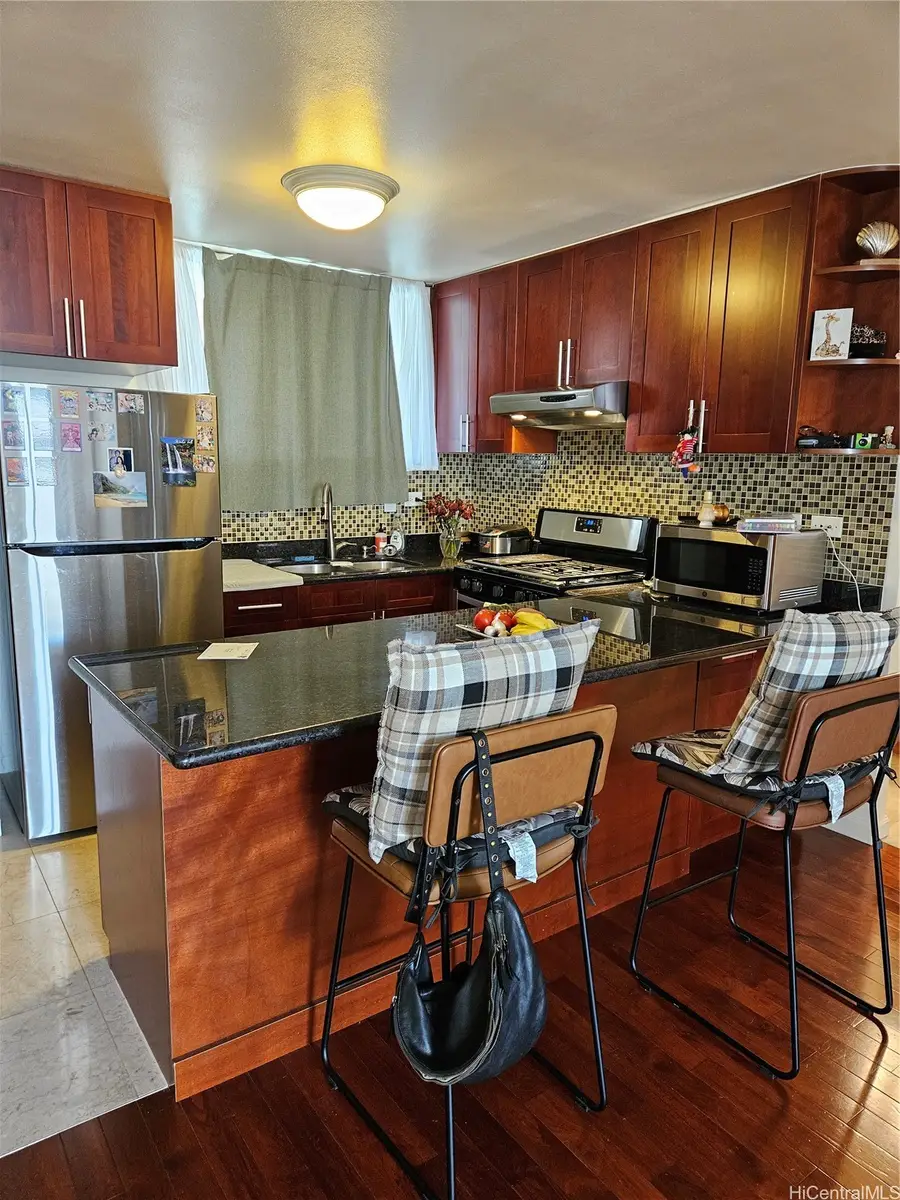 1122 Kinau Street #1104, Honolulu, HI 96814 - Image #2