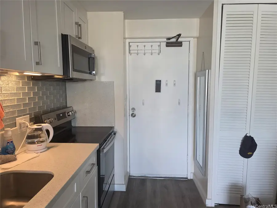 1655 Makaloa Street #2204, Honolulu, HI 96814 - Image #3