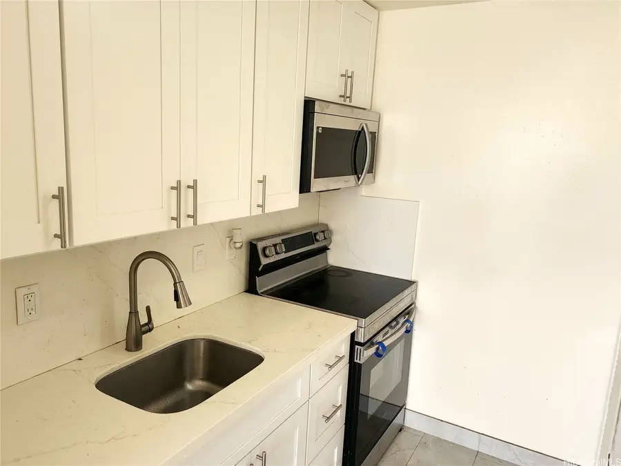 2092 Kuhio Avenue #2205, Honolulu, HI 96815 - Image #2