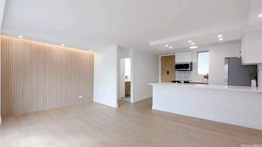 1716 Keeaumoku Street #304, Honolulu, HI 96822 - Image #2