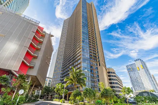 987 Queen Street #3602, Honolulu, HI 96814