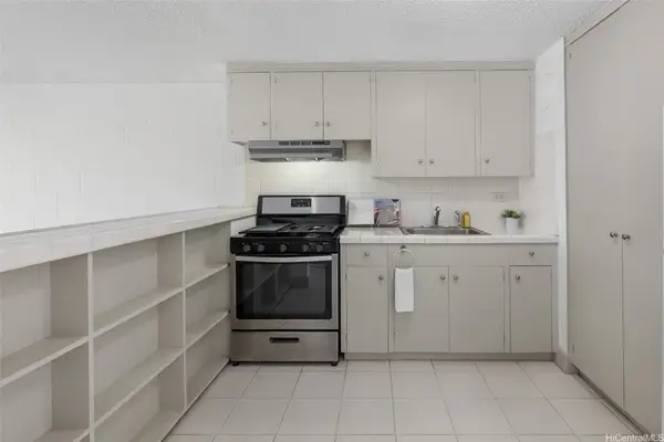 2501 Coyne Street #205, Honolulu, HI 96826