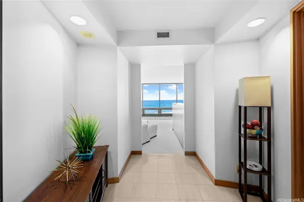 1330 Ala Moana Boulevard #3203, Honolulu, HI 96814