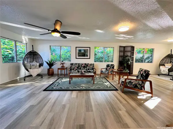 95-588 Nawenewene Circle, Mililani, HI 96789