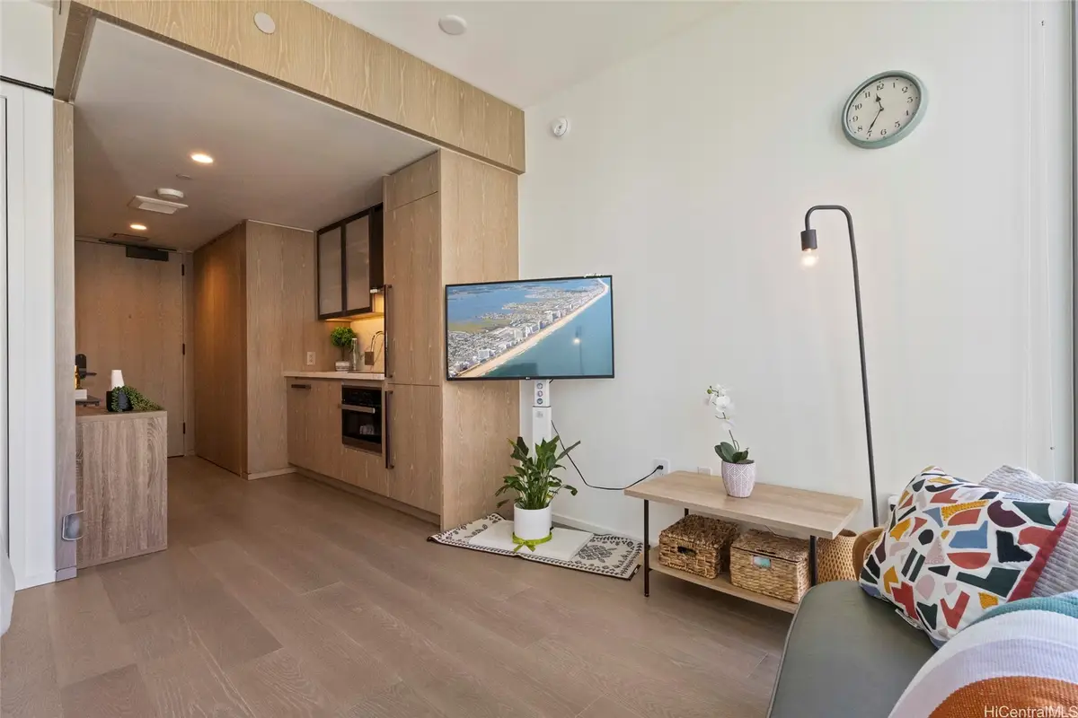 1000 Auahi Street #633, Honolulu, HI 96814 - #1